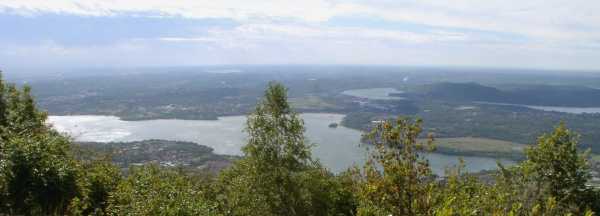 panorama lago varese